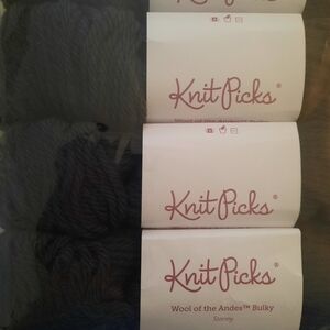LOT of 5 Skeins of KNIT PICKS Wool of the Andes BULKY Wool Color "STORMY"